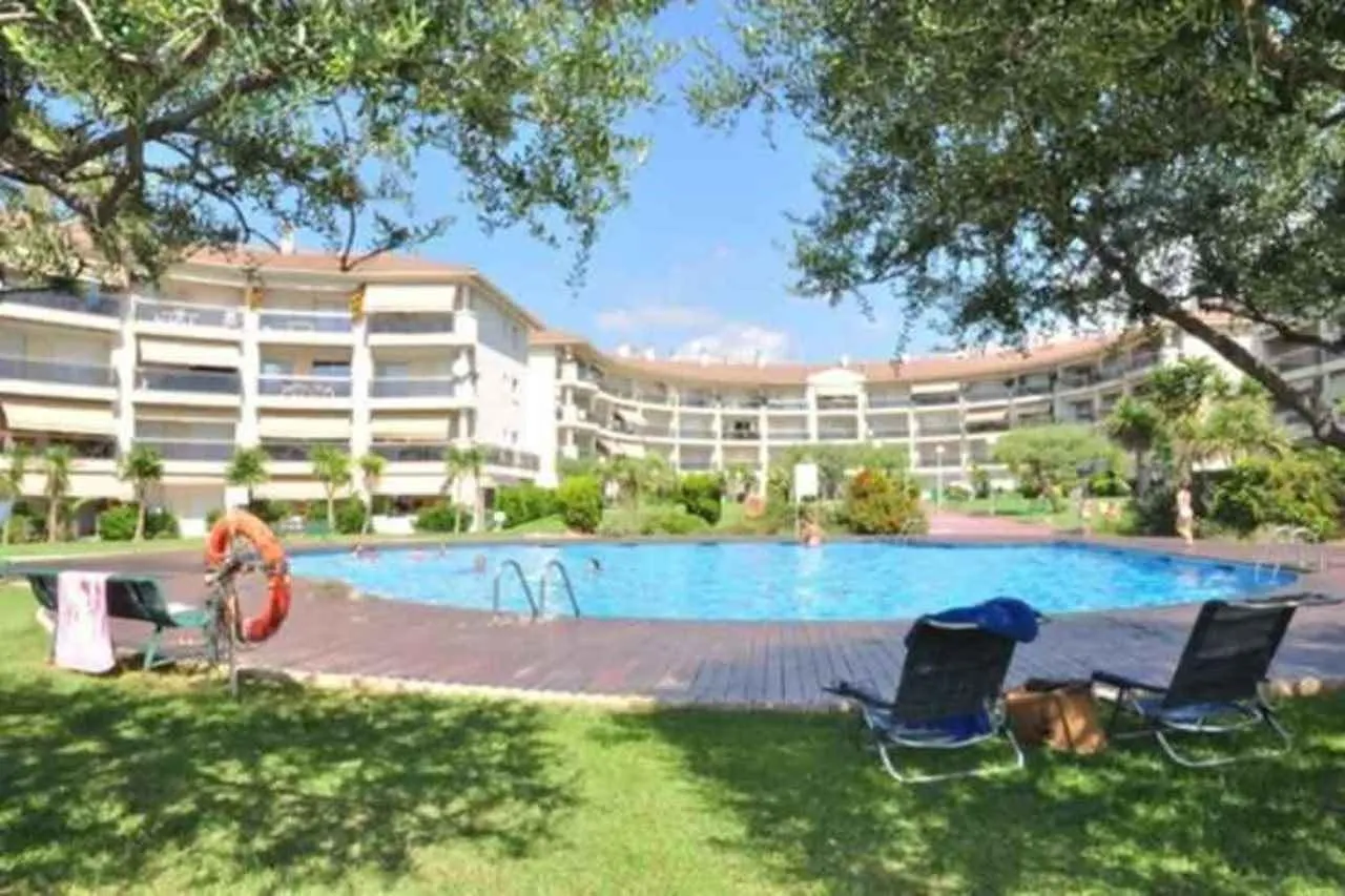 Apartamento Vista A La Piscina Para 6 Personas En Cambrils location